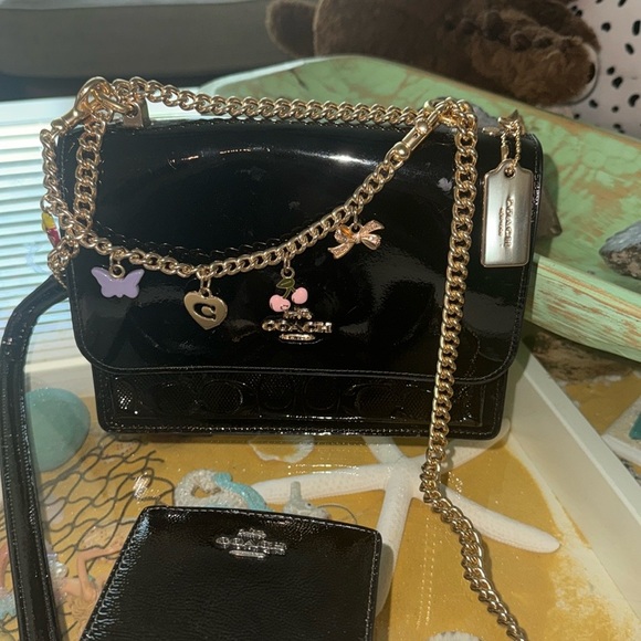 Coach set - Picture 2 of 6